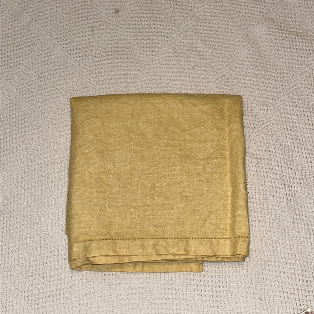 Vintage Square Butter Yellow Linen Tablecloth 40” x 40” lightweight